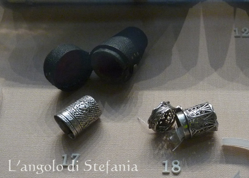 ditali e porta ditali, thimble and thimble cases - V&A Museum